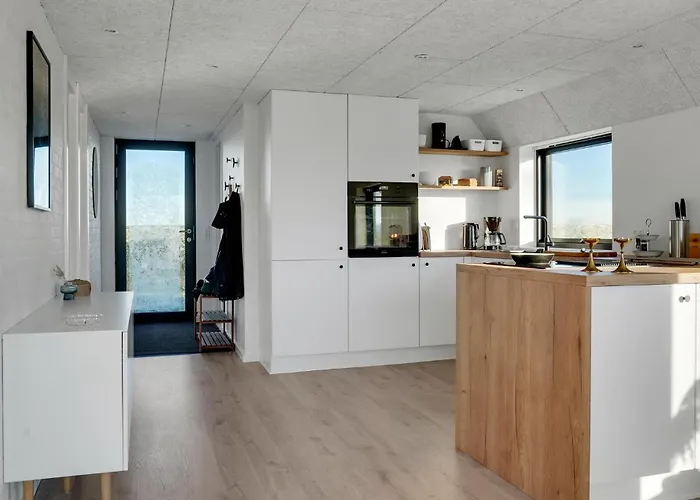 Amazing In With Kitchen