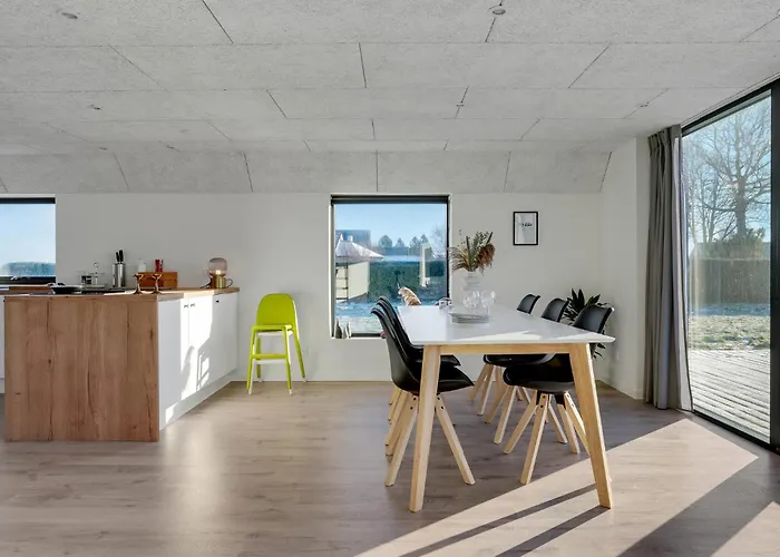 Amazing In With Kitchen * Оттеруп